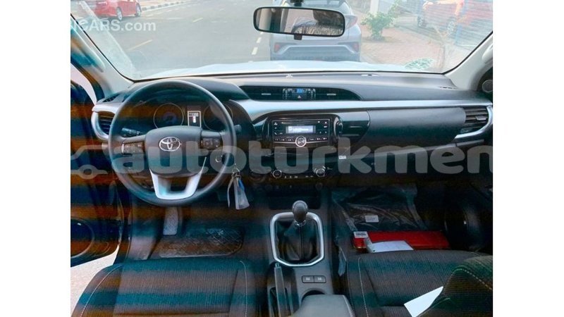 Big with watermark toyota hilux ahal import dubai 2525