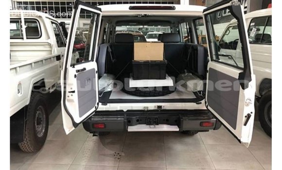 Buy Import Toyota Land Cruiser White Car in Import - Dubai in Ahal Buy Import Toyota Land Cruiser White Car in Import - Dubai in Ahal