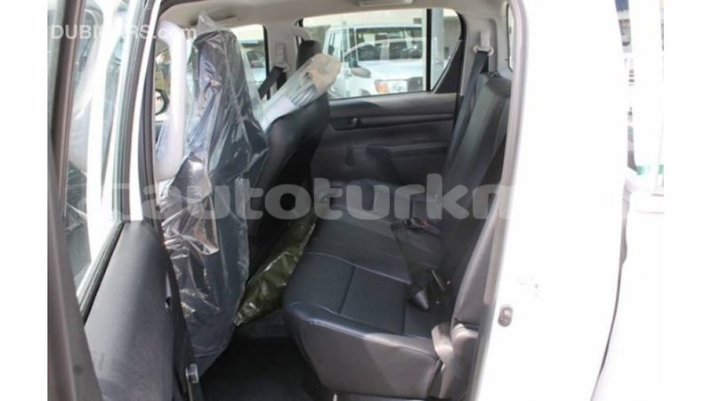 Big with watermark toyota hilux ahal import dubai 2536