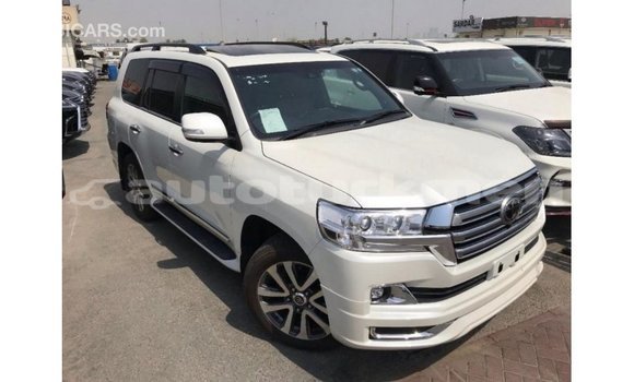 Buy Import Toyota Land Cruiser White Car in Import - Dubai in Ahal Buy Import Toyota Land Cruiser White Car in Import - Dubai in Ahal