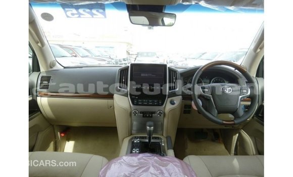 Buy Import Toyota Land Cruiser White Car in Import - Dubai in Ahal Buy Import Toyota Land Cruiser White Car in Import - Dubai in Ahal