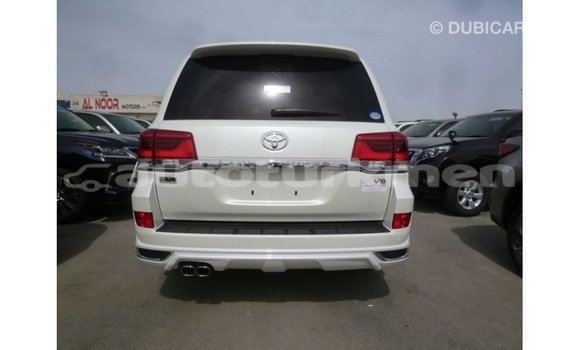Buy Import Toyota Land Cruiser White Car in Import - Dubai in Ahal Buy Import Toyota Land Cruiser White Car in Import - Dubai in Ahal