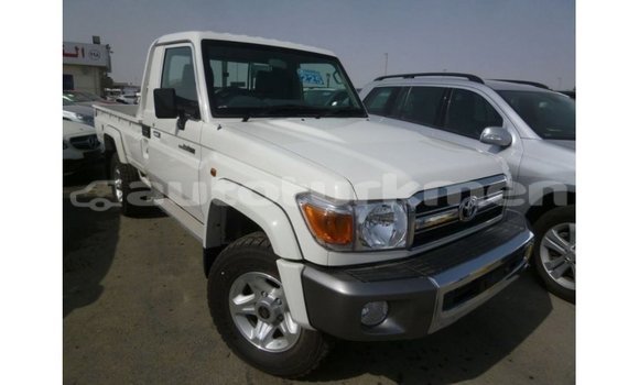 Buy Import Toyota Land Cruiser White Car in Import - Dubai in Ahal Buy Import Toyota Land Cruiser White Car in Import - Dubai in Ahal