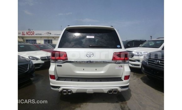 Buy Import Toyota Land Cruiser White Car in Import - Dubai in Ahal Buy Import Toyota Land Cruiser White Car in Import - Dubai in Ahal