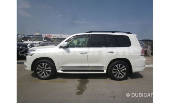 Buy Import Toyota Land Cruiser White Car in Import - Dubai in Ahal Buy Import Toyota Land Cruiser White Car in Import - Dubai in Ahal