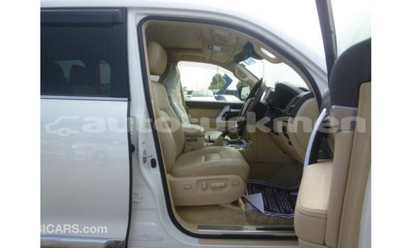 Buy Import Toyota Land Cruiser White Car in Import - Dubai in Ahal Buy Import Toyota Land Cruiser White Car in Import - Dubai in Ahal