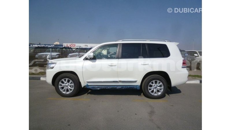 Big with watermark toyota land cruiser ahal import dubai 2567