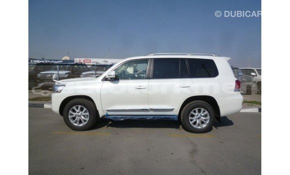 Buy Import Toyota Land Cruiser White Car in Import - Dubai in Ahal Buy Import Toyota Land Cruiser White Car in Import - Dubai in Ahal