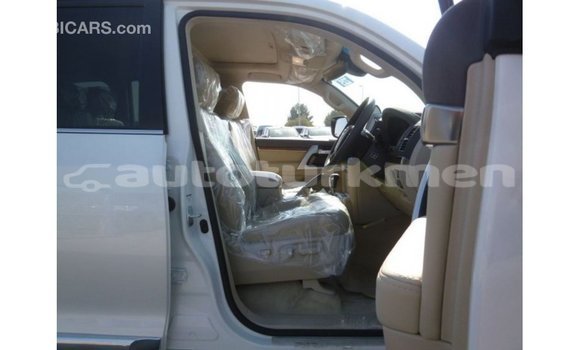 Buy Import Toyota Land Cruiser White Car in Import - Dubai in Ahal Buy Import Toyota Land Cruiser White Car in Import - Dubai in Ahal