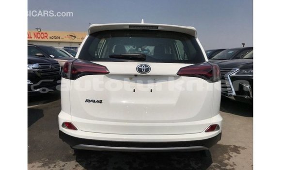 Buy Import Toyota 4Runner White Car in Import - Dubai in Ahal Buy Import Toyota 4Runner White Car in Import - Dubai in Ahal