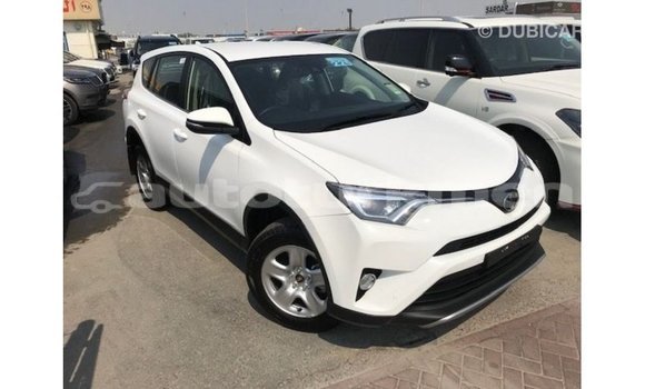 Buy Import Toyota 4Runner White Car in Import - Dubai in Ahal Buy Import Toyota 4Runner White Car in Import - Dubai in Ahal