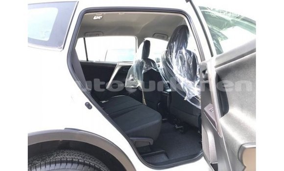 Buy Import Toyota 4Runner White Car in Import - Dubai in Ahal Buy Import Toyota 4Runner White Car in Import - Dubai in Ahal