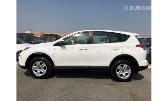 Buy Import Toyota 4Runner White Car in Import - Dubai in Ahal Buy Import Toyota 4Runner White Car in Import - Dubai in Ahal