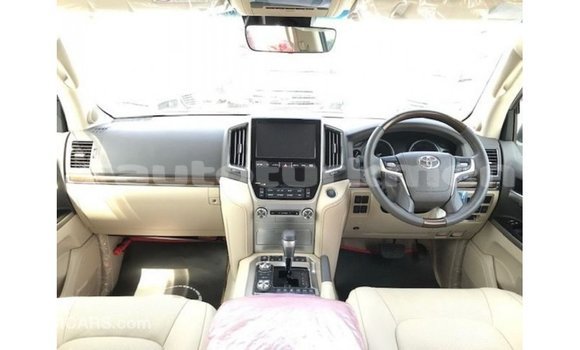 Buy Import Toyota Land Cruiser White Car in Import - Dubai in Ahal Buy Import Toyota Land Cruiser White Car in Import - Dubai in Ahal