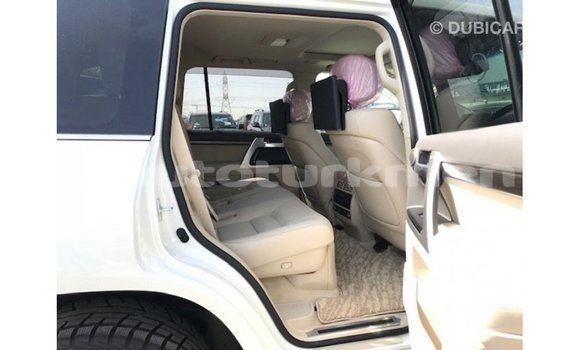 Buy Import Toyota Land Cruiser White Car in Import - Dubai in Ahal Buy Import Toyota Land Cruiser White Car in Import - Dubai in Ahal