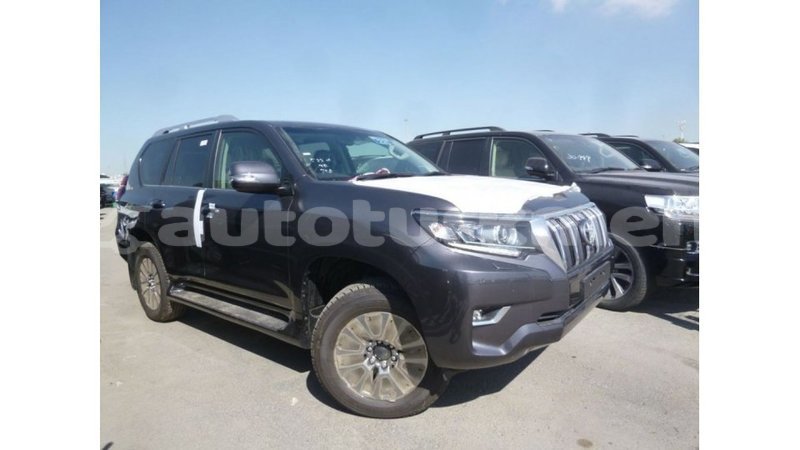 Big with watermark toyota prado ahal import dubai 2589