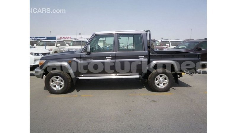 Big with watermark toyota land cruiser ahal import dubai 2593