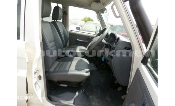 Buy Import Toyota Land Cruiser White Car in Import - Dubai in Ahal Buy Import Toyota Land Cruiser White Car in Import - Dubai in Ahal