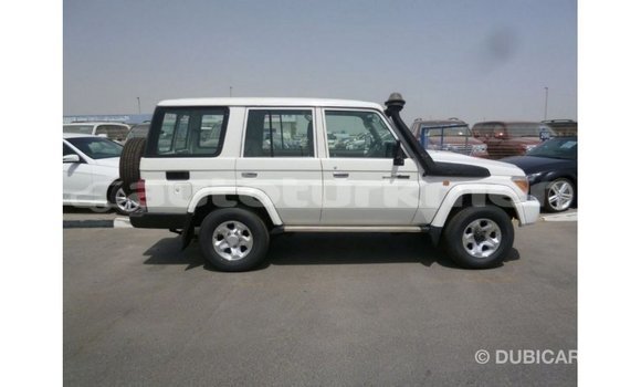 Buy Import Toyota Land Cruiser White Car in Import - Dubai in Ahal Buy Import Toyota Land Cruiser White Car in Import - Dubai in Ahal