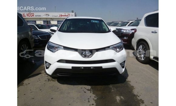 Buy Import Toyota 4Runner White Car in Import - Dubai in Ahal Buy Import Toyota 4Runner White Car in Import - Dubai in Ahal