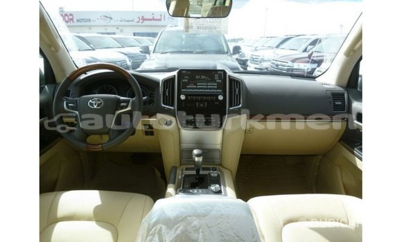 Buy Import Toyota Land Cruiser White Car in Import - Dubai in Ahal Buy Import Toyota Land Cruiser White Car in Import - Dubai in Ahal