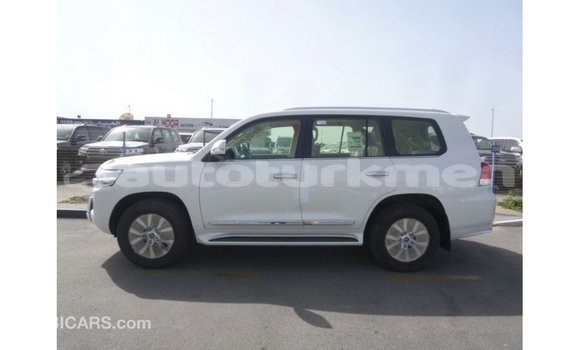 Buy Import Toyota Land Cruiser White Car in Import - Dubai in Ahal Buy Import Toyota Land Cruiser White Car in Import - Dubai in Ahal