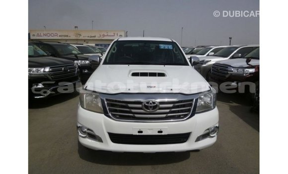Buy Import Toyota Hilux White Car in Import - Dubai in Ahal Buy Import Toyota Hilux White Car in Import - Dubai in Ahal
