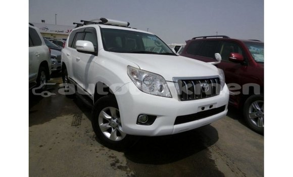 Buy Import Toyota Prado White Car in Import - Dubai in Ahal Buy Import Toyota Prado White Car in Import - Dubai in Ahal