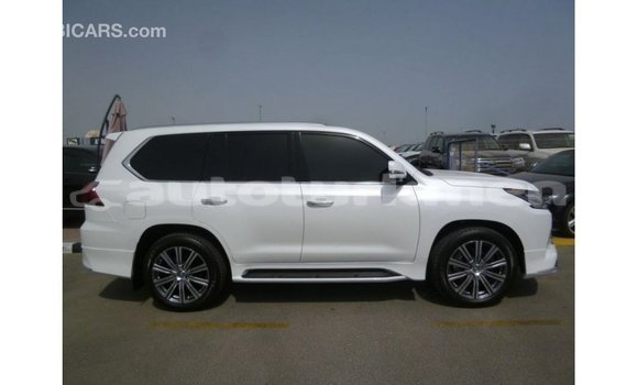 Buy Import Lexus LX White Car in Import - Dubai in Ahal Buy Import Lexus LX White Car in Import - Dubai in Ahal