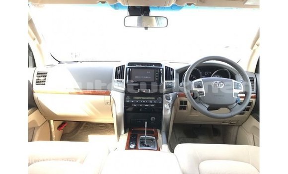 Buy Import Toyota Land Cruiser Black Car in Import - Dubai in Ahal Buy Import Toyota Land Cruiser Black Car in Import - Dubai in Ahal