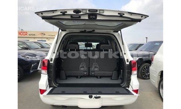 Buy Import Toyota Land Cruiser White Car in Import - Dubai in Ahal Buy Import Toyota Land Cruiser White Car in Import - Dubai in Ahal