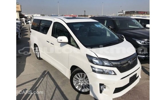 Buy Import Toyota Vellfire White Car in Import - Dubai in Ahal Buy Import Toyota Vellfire White Car in Import - Dubai in Ahal