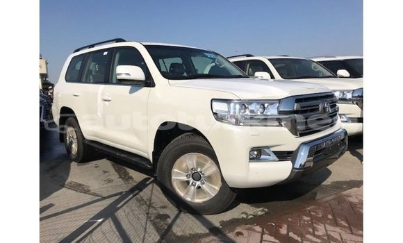 Buy Import Toyota Land Cruiser White Car in Import - Dubai in Ahal Buy Import Toyota Land Cruiser White Car in Import - Dubai in Ahal