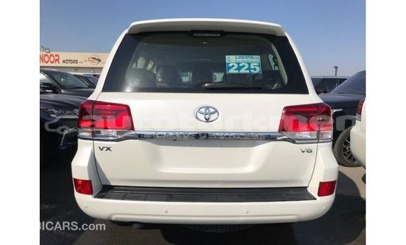 Buy Import Toyota Land Cruiser White Car in Import - Dubai in Ahal Buy Import Toyota Land Cruiser White Car in Import - Dubai in Ahal