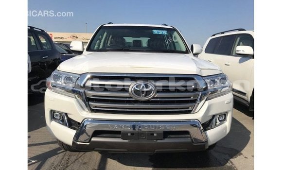 Buy Import Toyota Land Cruiser White Car in Import - Dubai in Ahal Buy Import Toyota Land Cruiser White Car in Import - Dubai in Ahal