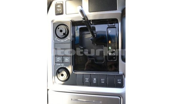 Buy Import Toyota Land Cruiser White Car in Import - Dubai in Ahal Buy Import Toyota Land Cruiser White Car in Import - Dubai in Ahal