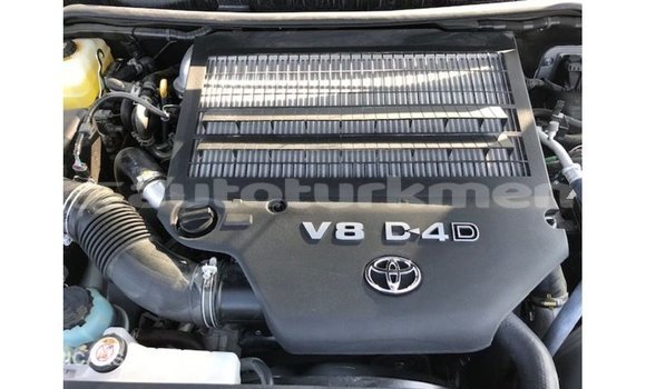 Buy Import Toyota Land Cruiser White Car in Import - Dubai in Ahal Buy Import Toyota Land Cruiser White Car in Import - Dubai in Ahal