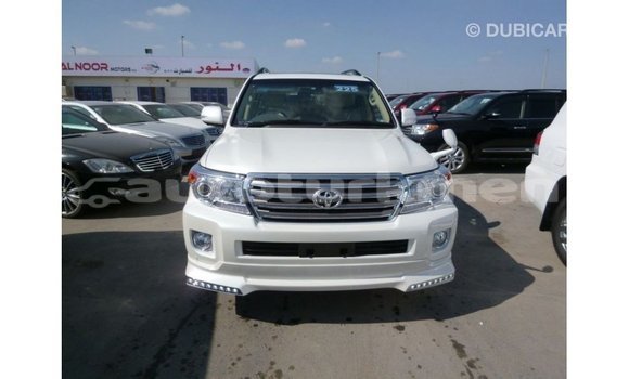 Buy Import Toyota Land Cruiser White Car in Import - Dubai in Ahal Buy Import Toyota Land Cruiser White Car in Import - Dubai in Ahal