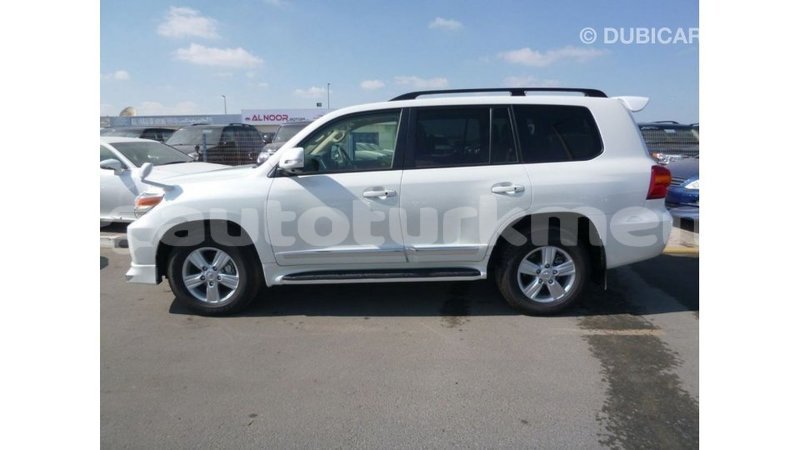 Big with watermark toyota land cruiser ahal import dubai 2645