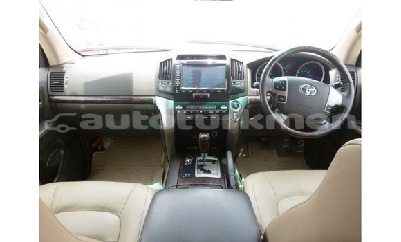 Buy Import Toyota Land Cruiser White Car in Import - Dubai in Ahal Buy Import Toyota Land Cruiser White Car in Import - Dubai in Ahal