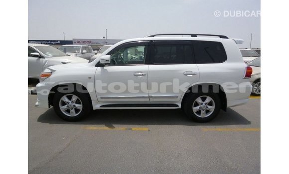 Buy Import Toyota Land Cruiser White Car in Import - Dubai in Ahal Buy Import Toyota Land Cruiser White Car in Import - Dubai in Ahal