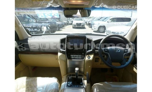 Buy Import Toyota Land Cruiser White Car in Import - Dubai in Ahal Buy Import Toyota Land Cruiser White Car in Import - Dubai in Ahal