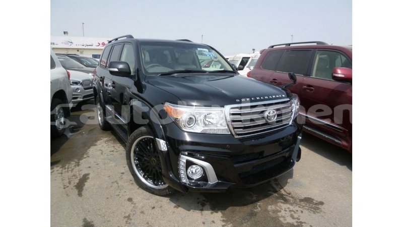 Big with watermark toyota land cruiser ahal import dubai 2653