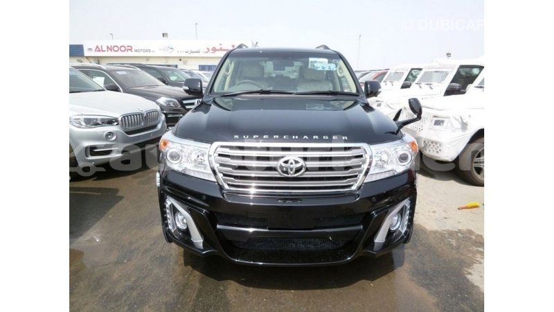 Big with watermark toyota land cruiser ahal import dubai 2653