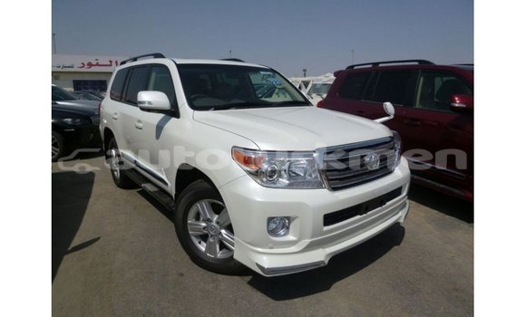 Buy Import Toyota Land Cruiser White Car in Import - Dubai in Ahal Buy Import Toyota Land Cruiser White Car in Import - Dubai in Ahal