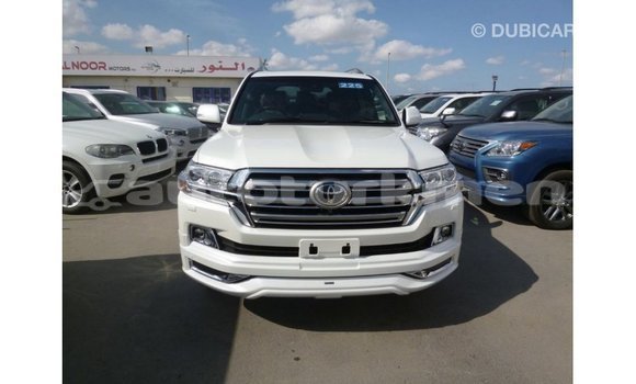 Buy Import Toyota Land Cruiser White Car in Import - Dubai in Ahal Buy Import Toyota Land Cruiser White Car in Import - Dubai in Ahal