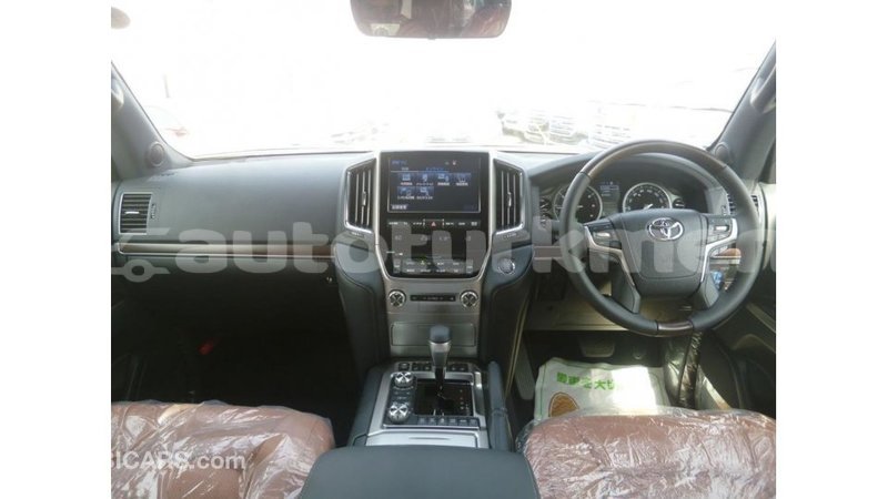 Big with watermark toyota land cruiser ahal import dubai 2658