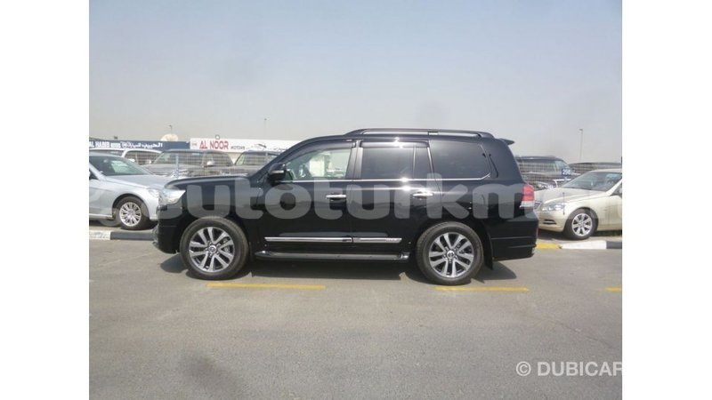 Big with watermark toyota land cruiser ahal import dubai 2658