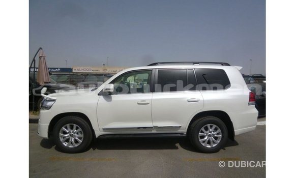Buy Import Toyota Land Cruiser White Car in Import - Dubai in Ahal Buy Import Toyota Land Cruiser White Car in Import - Dubai in Ahal