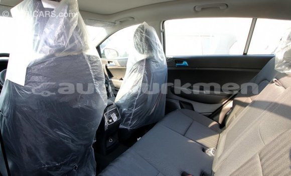 Buy Import Kia Sportage White Car in Import - Dubai in Ahal Buy Import Kia Sportage White Car in Import - Dubai in Ahal